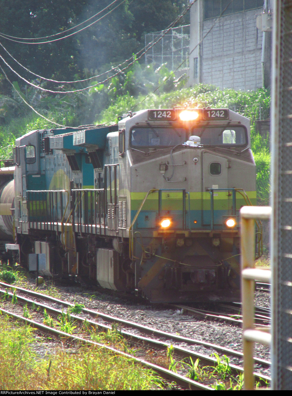 EFVM 1242
